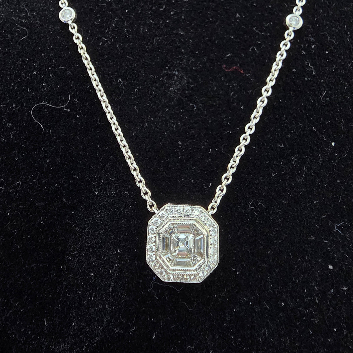 White Gold Asher Pendant with Chain