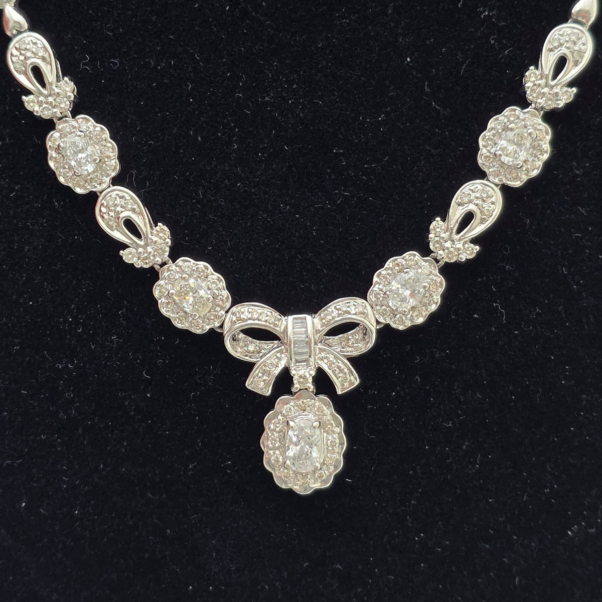 White Gold Diamond Bow Necklace