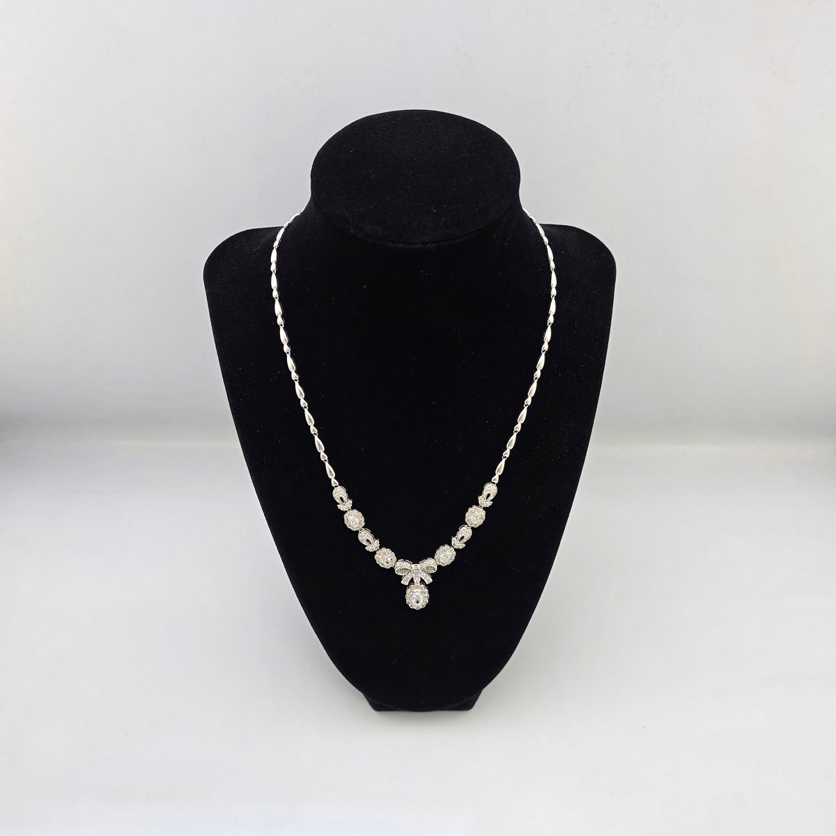 White Gold Diamond Bow Necklace