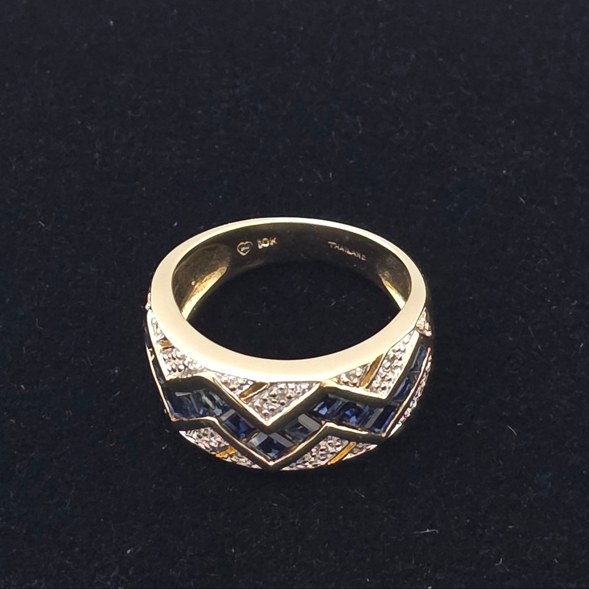 Yellow Gold Zig Zag Sapphire Band