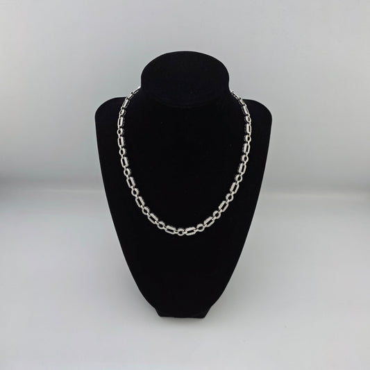 White Gold Buckle Chain