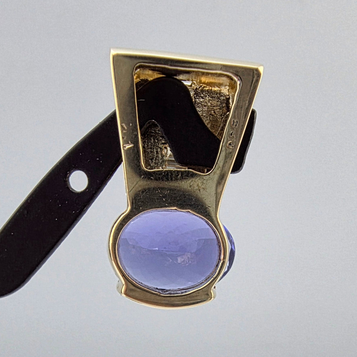 Yellow Gold Oval Tanzanite Pendant
